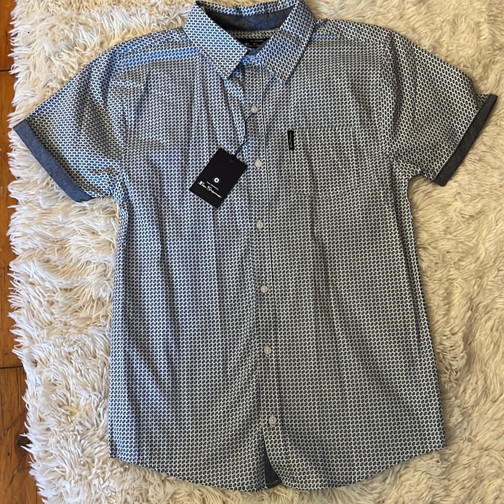 Shirt - Picture 2 of 5